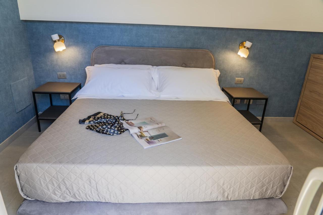 10 Catalani Rooms 포르토 세자레오 외부 사진